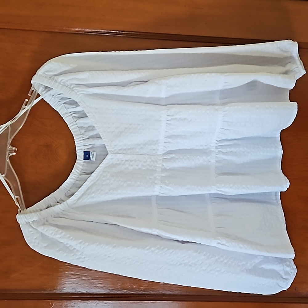 Old navy pheasant type blouse